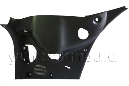 汽車(chē)門(mén)飾模具01